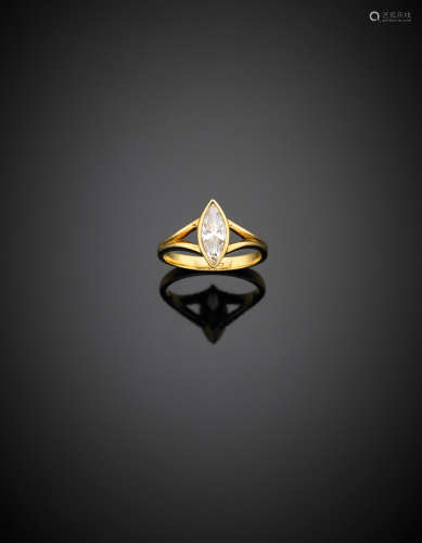 Yellow gold ct. 0.80 circa marquise diamond ring, g 5.25 size 17/57.