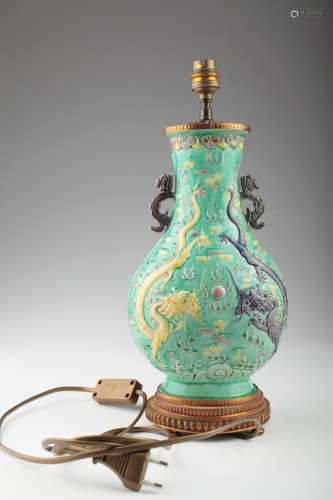 Chinese Porcelain Vase / Lamp