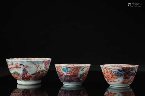 Three Chinese porcelain tea cups,