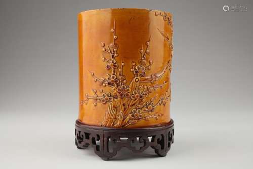 Chinese amber glazed porcelain brush pot