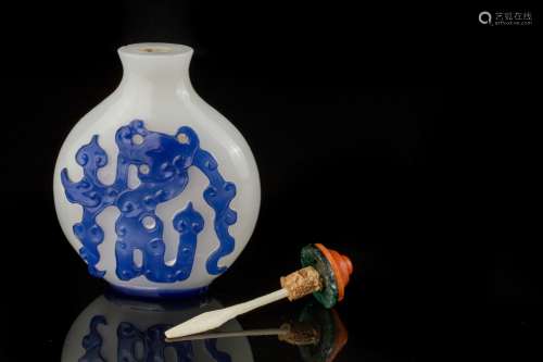 A Chinese Peking glass snuff bottle,