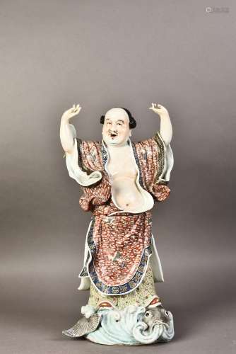 A CHINESE FAMILLE ROSE FIGURE OF IMMORTAL, QING DYNASTY