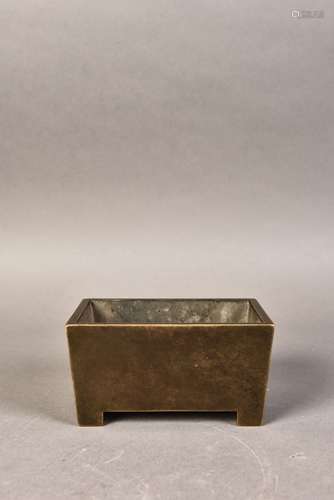 A BRONZE RECTANGULAR CENSER, QING DYNASTY