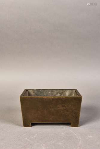 A BRONZE RECTANGULAR CENSER, QING DYNASTY