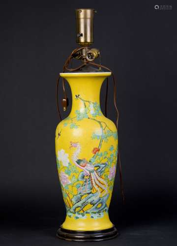 A YELLOW GROUND FAMILLE ROSE PHOENIX PORCELAIN LAMP