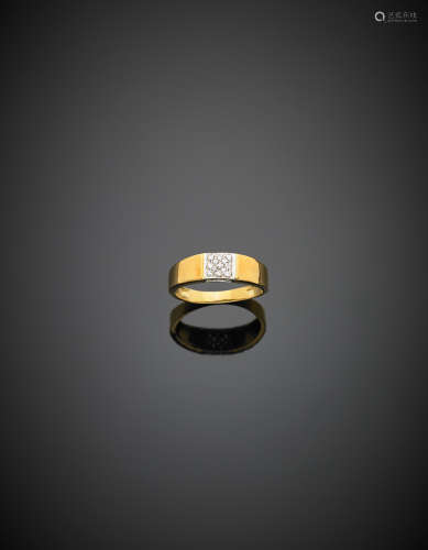 Bi-coloured gold diamond set ring, g 2.70 size 15/55.