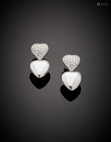 *GIMORWhite gold diamond set double heart earrings, g 8.56.