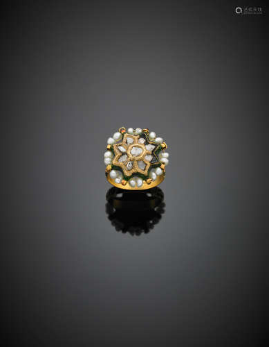 Yellow gold irregular flat diamond, pearl and enamel ring, g 6.70 size 14/54. (defects)