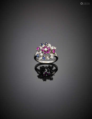 White gold, diamond, sapphire and ruby ring, g 5.72 size 13/53.