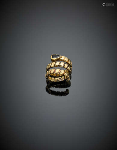 Drop sapphire and yellow gold snake ring g 12.02 size 13-14/53-54.