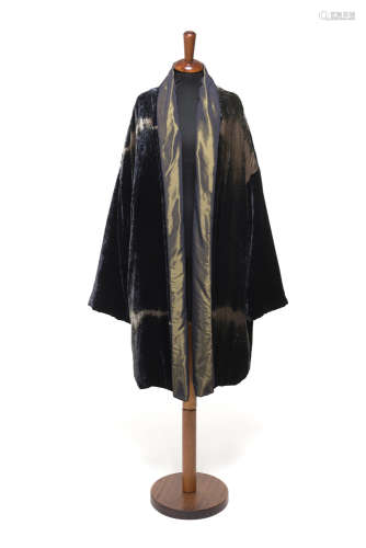 KRIZIAA faux-fur caban lined in silk with shades of black, beige and green (size 42)