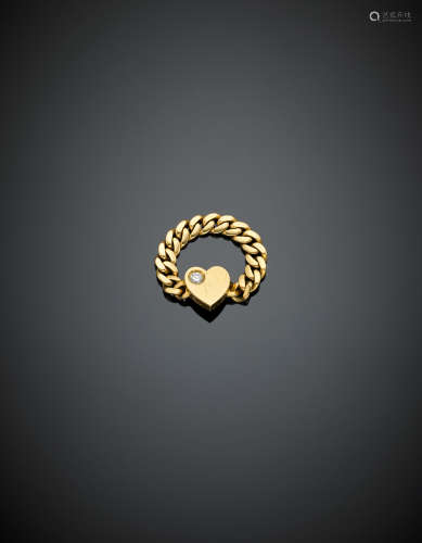 POMELLATOYellow gold gourmette chain ring with a diamond accented heart, g 5.20 size 16/56.