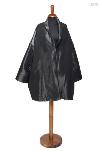 KRIZIAA technical textile grey caban, black cloth lining (one size)