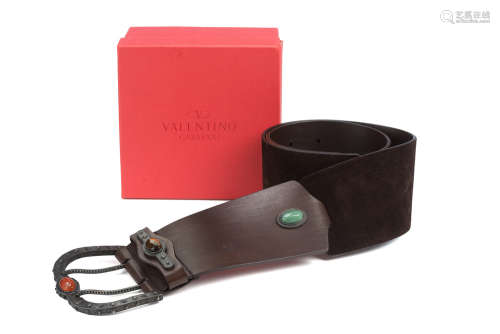 VALENTINO GARAVANIDark brown chamoix leather belt with large burnished leather buckle and hardstones size 85