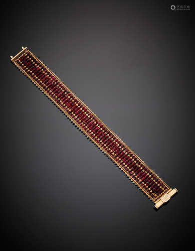 SUN DAYRed gold faceted ruby bead flexible bracelet, g 27.96, length cm 18, width cm 1.80 circa.