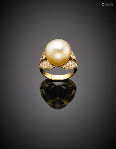 Yellow gold diamond white golden hued South Sea pearl ring, g 11.01 size 12/52.