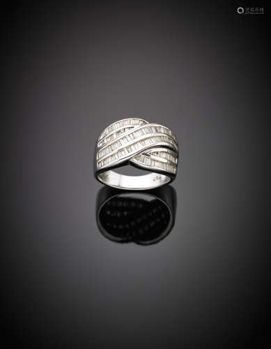 White gold baguette diamond ring, g 7.05 size 13/53.
