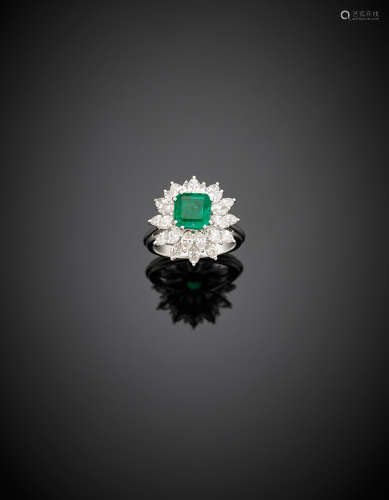 White gold marquise diamond and ct. 1.60 circa octagonal emerald ring, diamonds, in all ct. 1.20 circa, g 7.26 size 12/52.