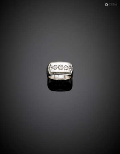 White gold five diamond band ring, g 13.65 size 13/53.