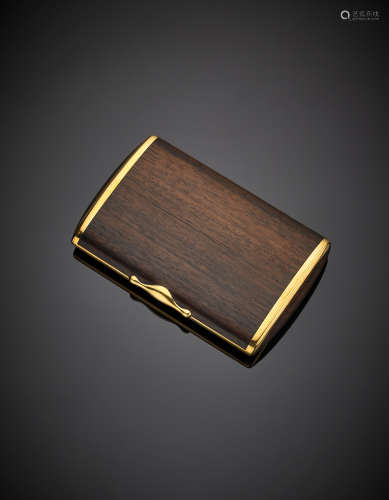 Yellow gold and wooden rectangular bomb? cigarette case, g 139.40, length cm 9.50, width cm 5.70, h cm 1.50 circa.