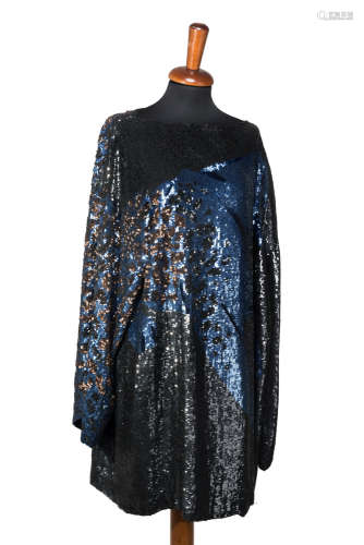 KRIZIAOversize sweater embroidered with blue, bronze and black sequins to for the classic panther design (size 42)