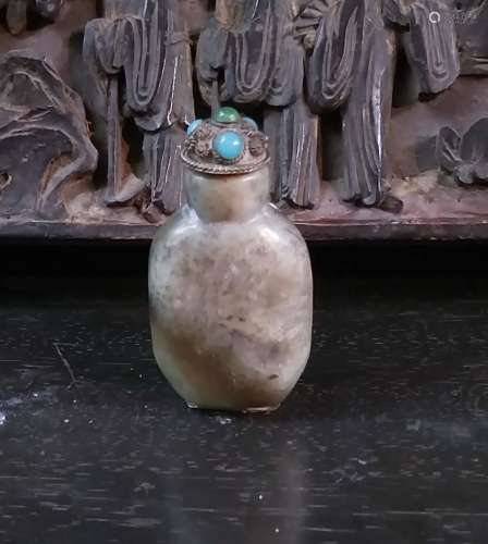 Collectible Chinese Green Jadeite Snuff Bottle w. Inset Turquoise Cabochons atop Stopper