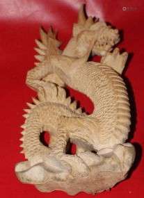 Chinese Wood Carved Exotic Dragon w. Dramatic Expression 13x5
