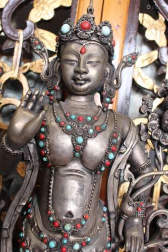 Silver Statue Gvanyin
