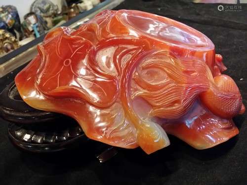 Antique Large Chinese Agate Bowl w Carved Fish 9x8