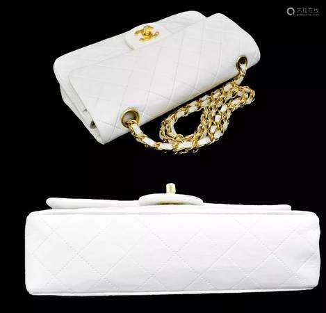 Authentic CHANEL White Double Flap 2.55