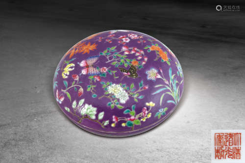 清  紫地粉彩花卉紋珠寶盒