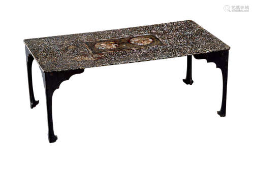 清  木胎漆器嵌螺钿长方桌