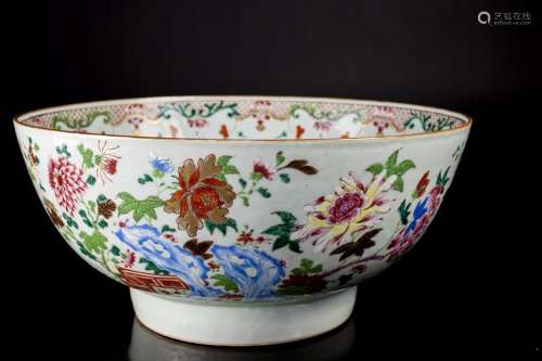 Chinese export large porcelain bowl - Qinglong,