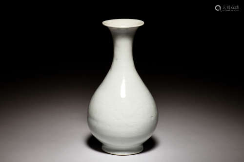 CELADON CARVED VASE