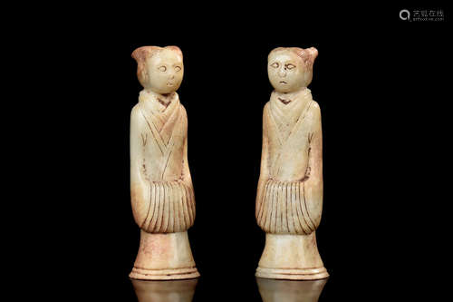 PAIR OF JADE CARVED 'ATTENDANTS' FIGURES