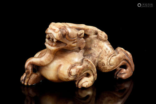 JADE CARVED 'MYTHICAL BEAST' FIGURE