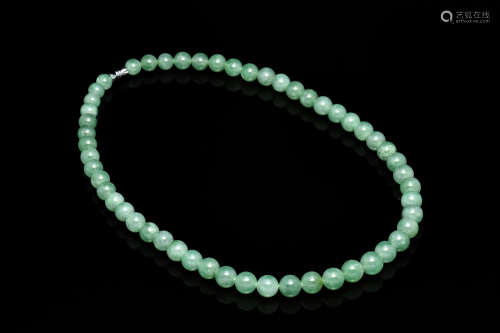 JADEITE BEAD NECKLACE WITH GIA CERTIFICATE