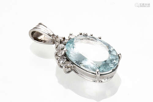 AQUAMARINE PENDANT WITH 14K WG AND DIAMONDS