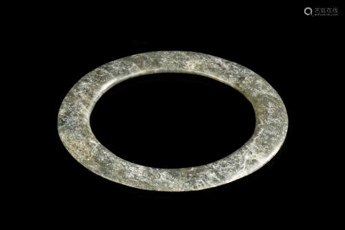 JADE CARVED BANGLE