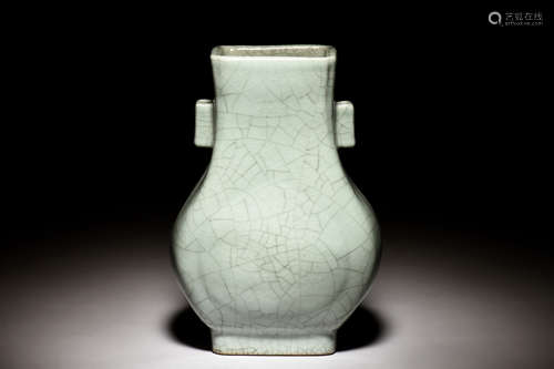 A FANGHU GUAN-TYPE GLAZE VASE QIANLONG MARK