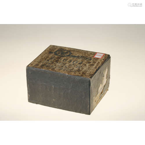 中国茶叶木盒装砖茶