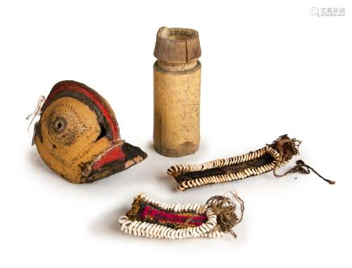 GROUP OF ETHNOGRAPHIC ITEMS