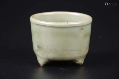 Ming Dynasty Long Quan Porcelain Tripod Censer