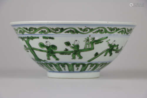 Green enameled porcelain bowl Da Ming Xuande mark