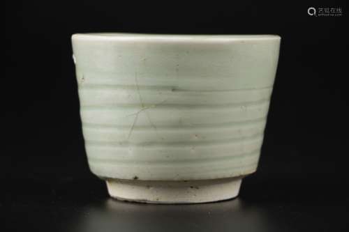 Yuan/Ming Dynasty Chinese Celadon Glazed Bowl