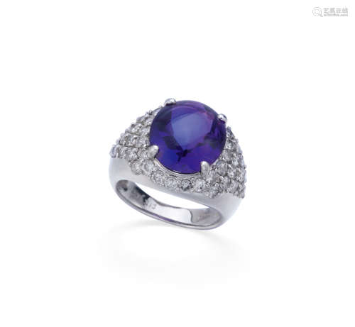 Pt900铂金镶钻石紫水晶戒指