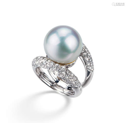 18K白金镶钻石南洋珍珠戒指