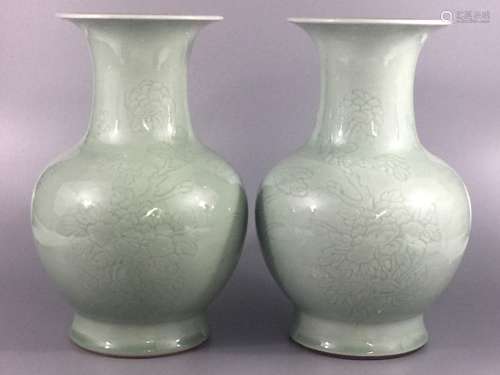 Pair Chinese celadon porcelain vases, Yongzheng mark.