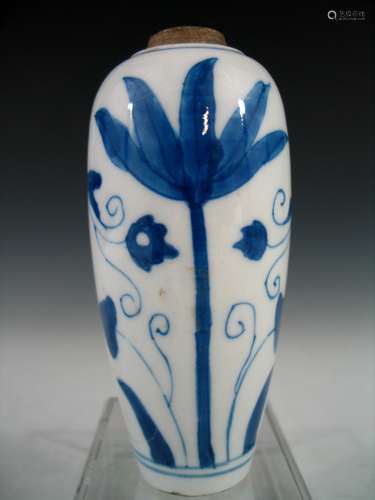 Chinese Blue and White Porcelain Meiping Vase