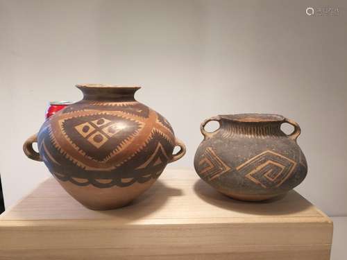 Two Pieces Majia Colored Pottery Jar